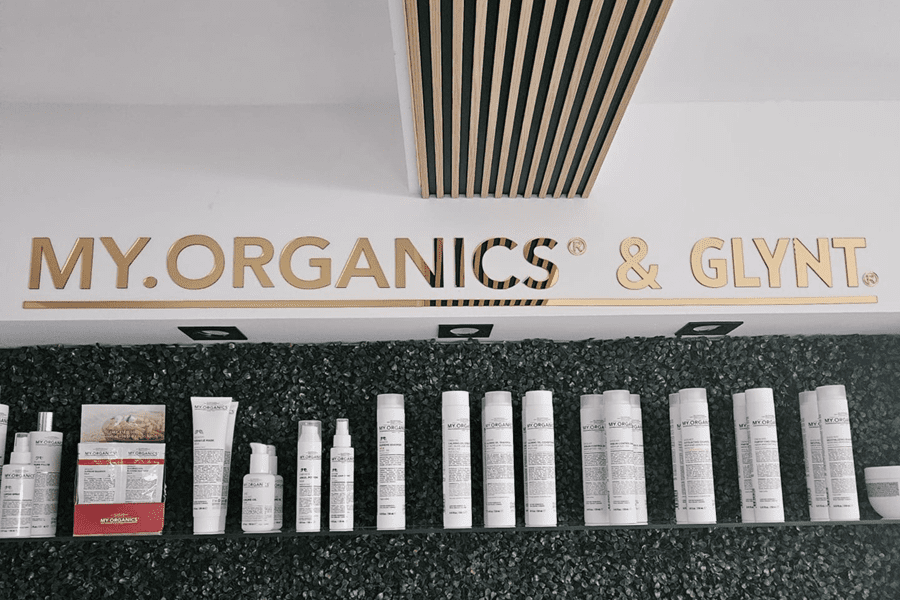 Litery w wykończeniu gold producent